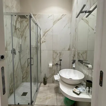 ベッド・アンド・ブレックファスト Al Corso パガーニ