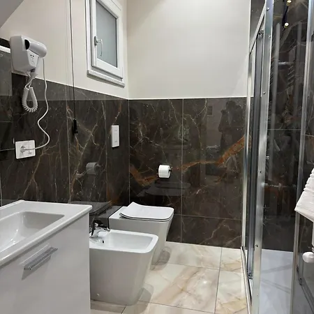 ベッド・アンド・ブレックファスト Al Corso パガーニ