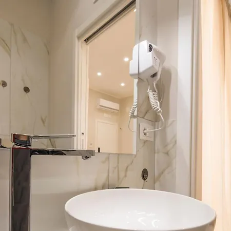 ベッド・アンド・ブレックファスト Al Corso パガーニ