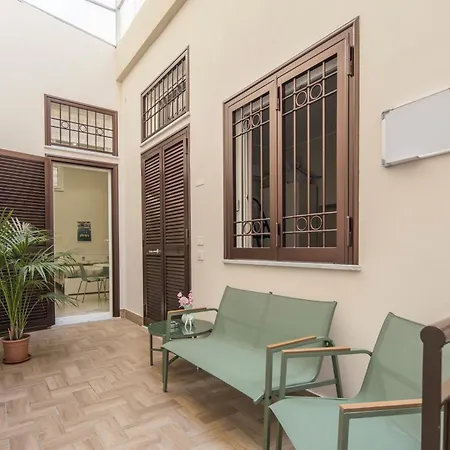 Al Corso パガーニ